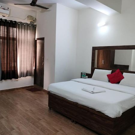 The Rejoice Hotel & Guesthouse Greater Noida Exterior foto